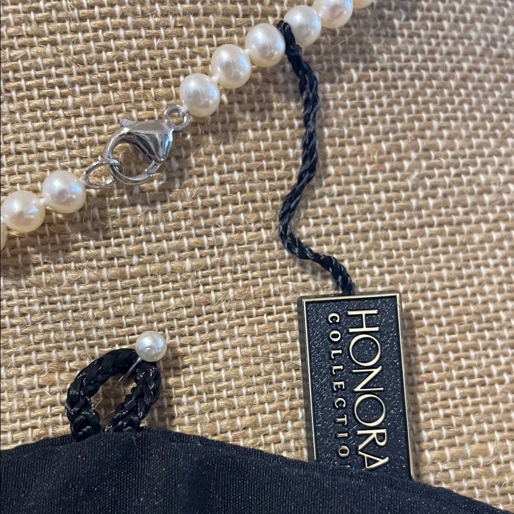 Honora Classic White Pearl Necklace - Picture 3 of 5